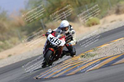 media/Nov-05-2022-SoCal Trackdays (Sat) [[f8d9b725ab]]/Turn 2 (1120am)/